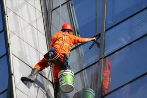 太原蜘蛛人幕墙清洗